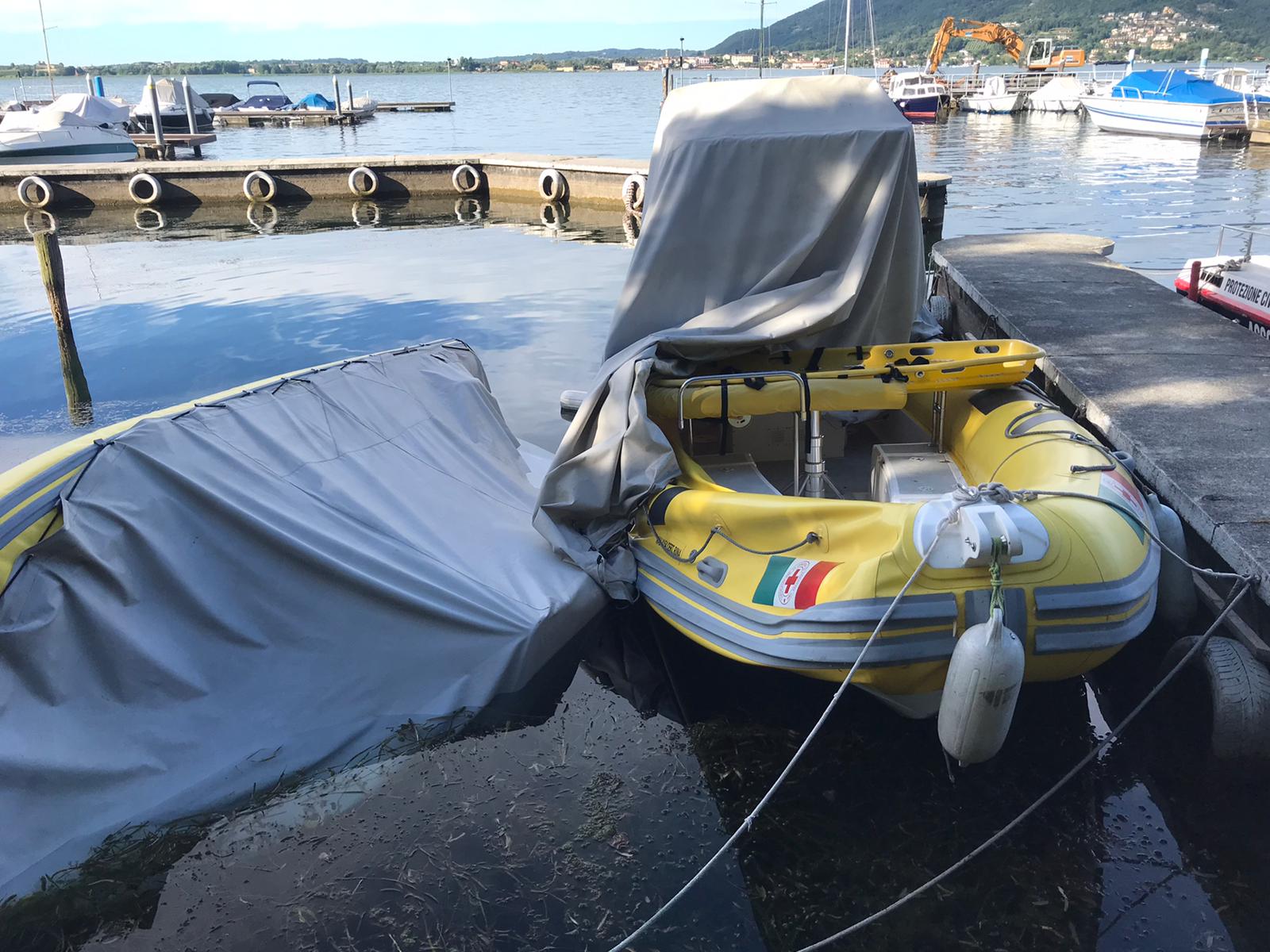 Vandalizzate due idroambulanze sul Lago d'Iseo