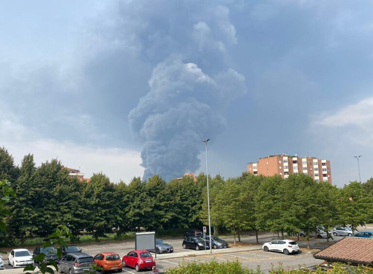 Incendio Impianto Petrolchimico a San Giuliano Milanese